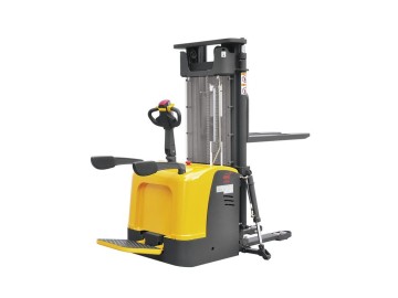Штабелер самоходный 1,5 т 3,3 м cddk15-III li-ion 24/125 в/ач (с платформой) xilin 1017204